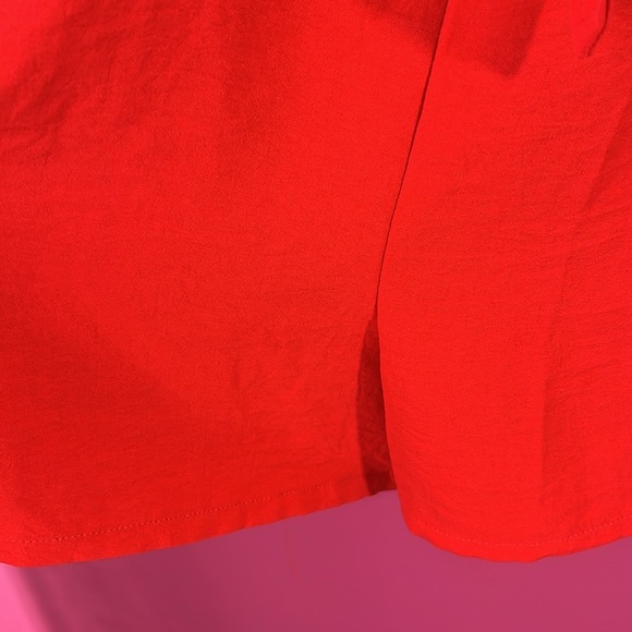 Gorgeous red 4 season romper - Picture 8 of 9